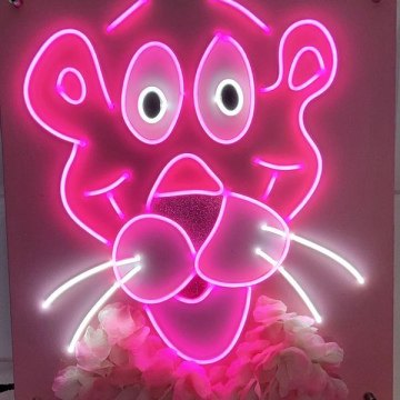 LA PANTHERE ROSE ART-DECO (1)