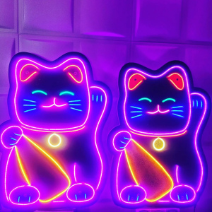 MANEKINEKO N°1 ou N°2